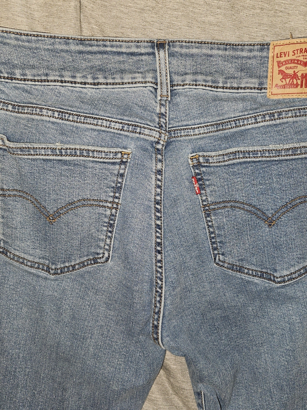 Levi's Light Blue Wide-Leg Superlow Women's Jeans - Picture 8 of 9